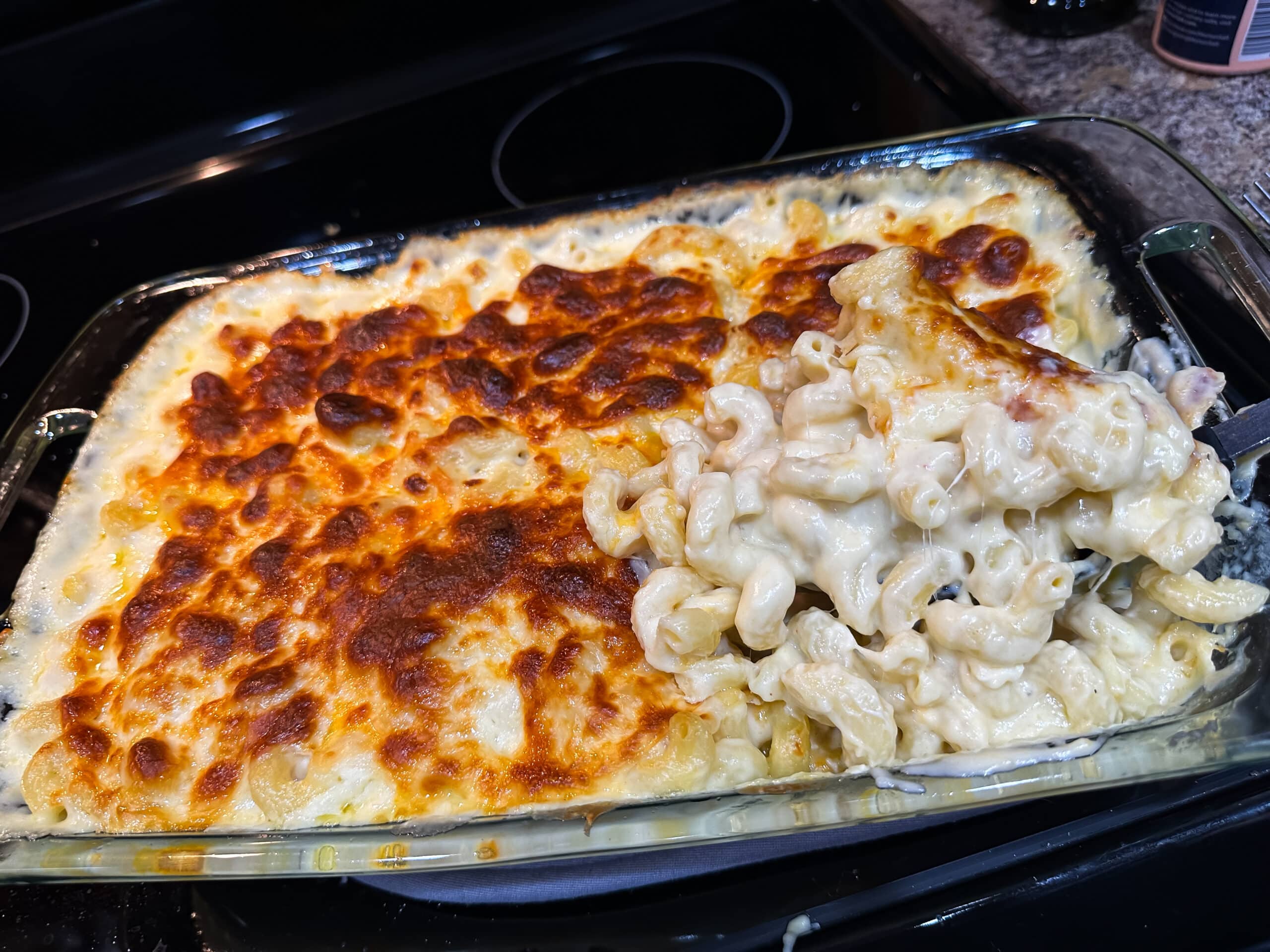 Homemade Creamy Baked Mac and Cheese