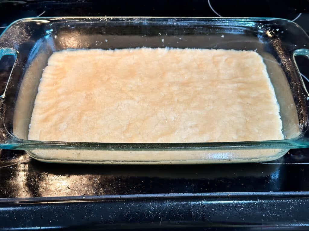 Shortbread dough for lemon bars