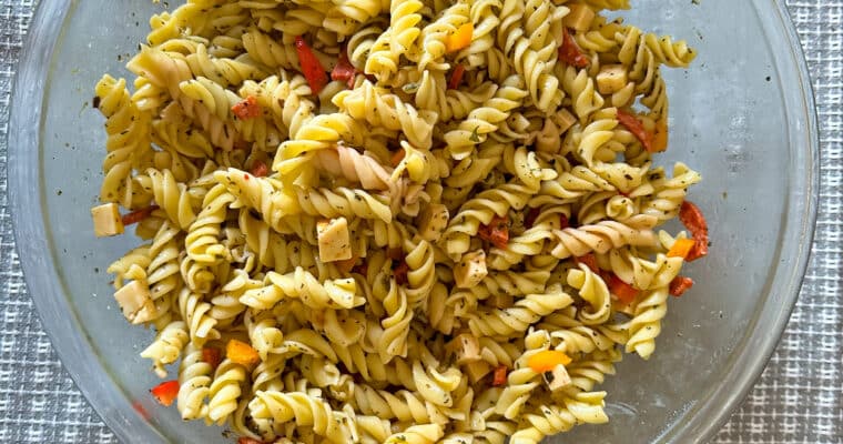 Easy Homemade Italian Pasta Salad (with Italian Vinaigrette Dressing)